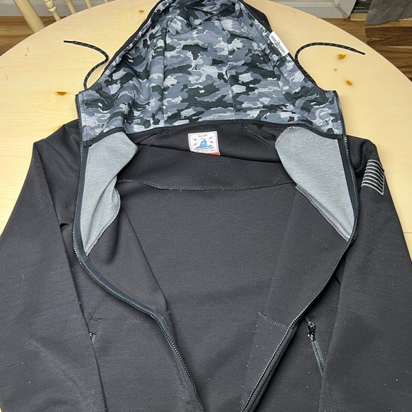 Jacket - Picture 3 of 5